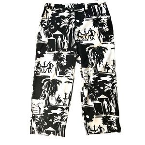 Chicos Design Black & White Tropical Island Motif Capri Pants